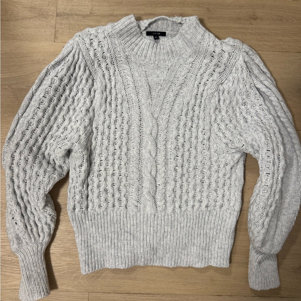 Women's Gray Cable Knit Sweater